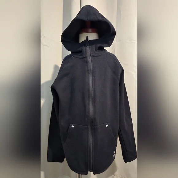 GAP FIT Black Hooded Jacket With Reflevtice Accent - Picture 2 of 6